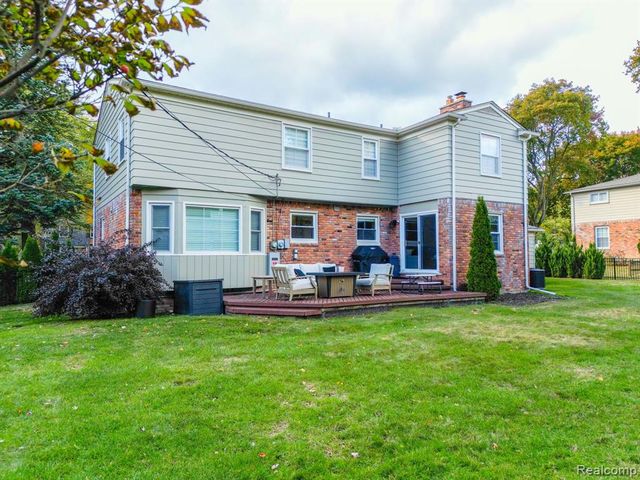 7005 Cathedral Drive, Bloomfield Hills, MI 48301