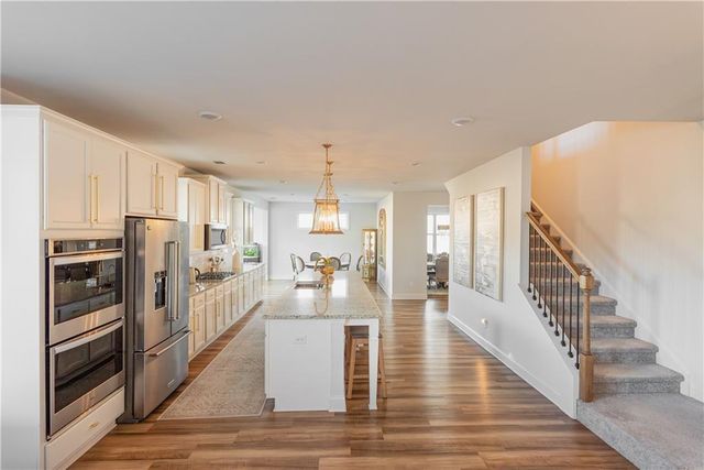 7835 Brewton Creek Dr, Cumming, GA 30028