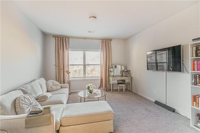 7835 Brewton Creek Dr, Cumming, GA 30028