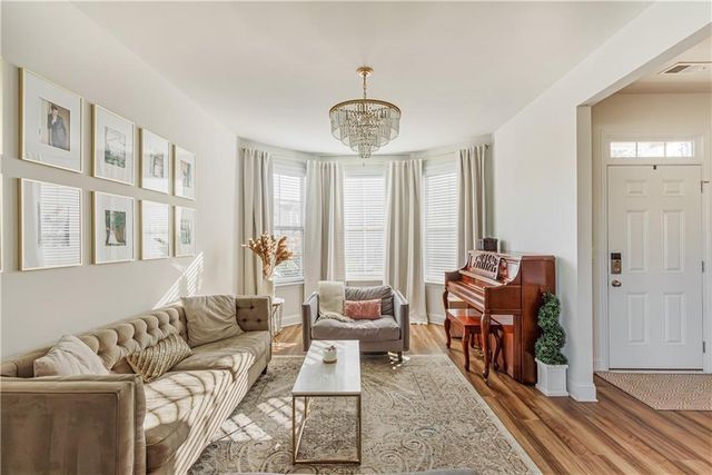 7835 Brewton Creek Dr, Cumming, GA 30028