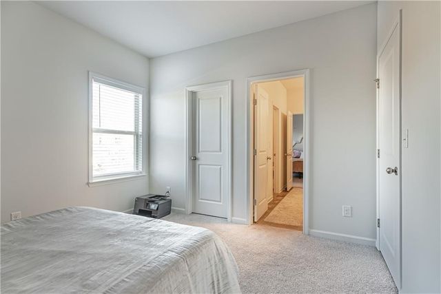 7835 Brewton Creek Dr, Cumming, GA 30028