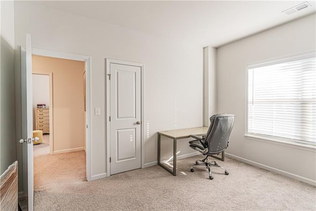 7835 Brewton Creek Dr, Cumming, GA 30028