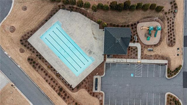 7835 Brewton Creek Dr, Cumming, GA 30028