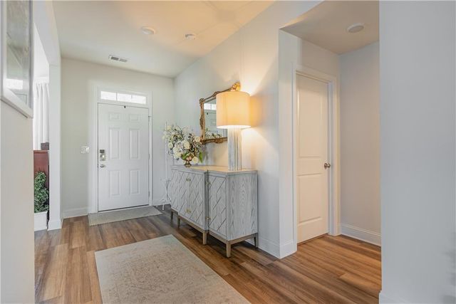 7835 Brewton Creek Dr, Cumming, GA 30028