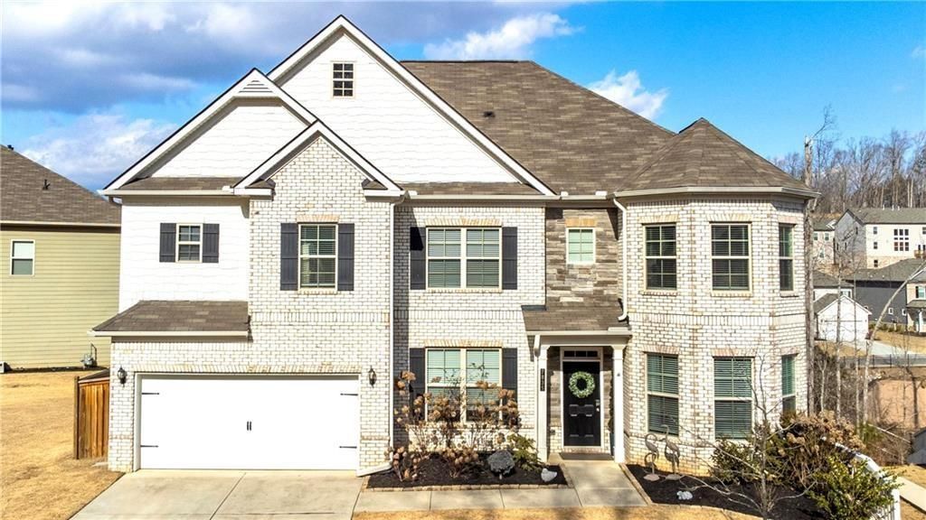 7835 Brewton Creek Dr, Cumming, GA 30028