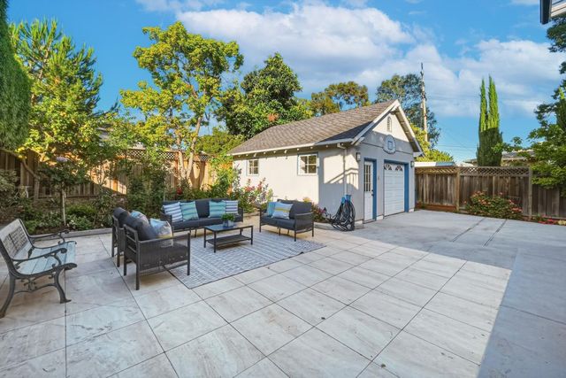 205 Caldwell Avenue, Los Gatos, CA 95032