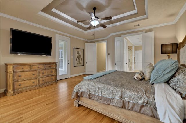 2814 S Cotswold Manor Drive, Kingwood, TX 77339
