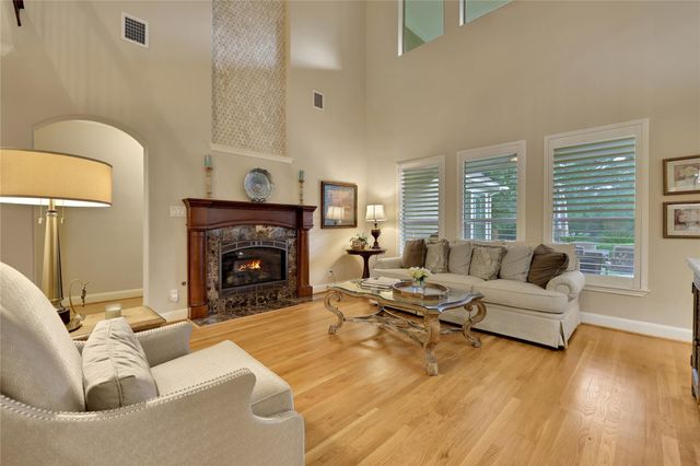 2814 S Cotswold Manor Drive, Kingwood, TX 77339