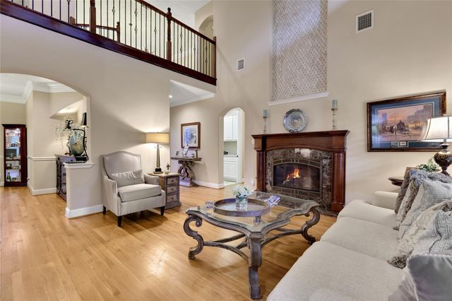 2814 S Cotswold Manor Drive, Kingwood, TX 77339