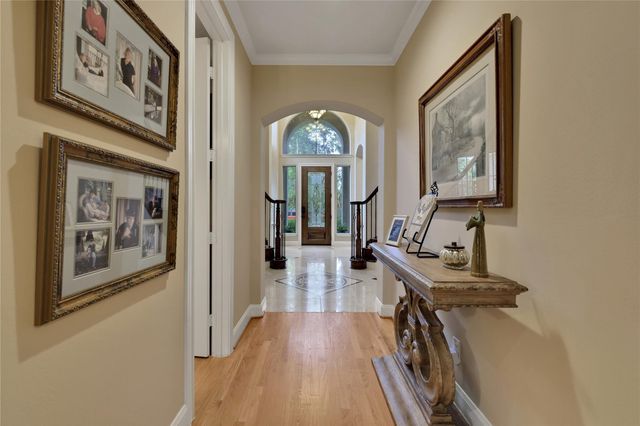 2814 S Cotswold Manor Drive, Kingwood, TX 77339