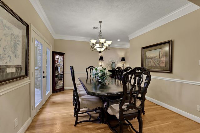 2814 S Cotswold Manor Drive, Kingwood, TX 77339