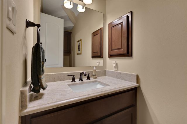2814 S Cotswold Manor Drive, Kingwood, TX 77339