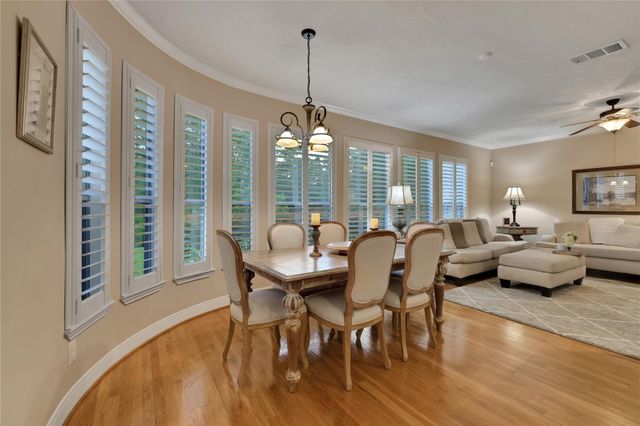 2814 S Cotswold Manor Drive, Kingwood, TX 77339