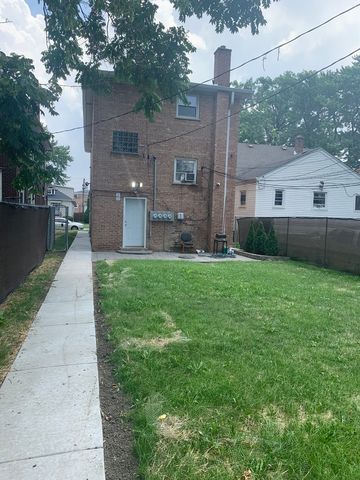 13912 S Edbrooke Avenue, Riverdale, IL 60827