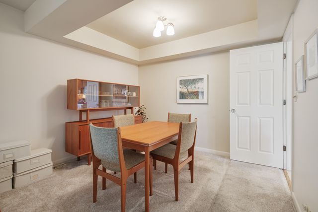 230 Yarmouth Road, Elk Grove Village, IL 60007