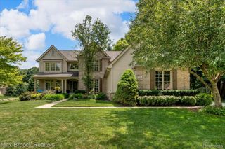 4086 Arcadia Drive, Auburn Hills, MI 48326