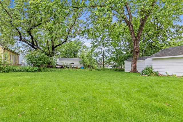 148 5th Avenue N, Hopkins, MN 55343