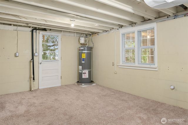 18023 62nd Avenue NE, Kenmore, WA 98028