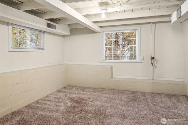 18023 62nd Avenue NE, Kenmore, WA 98028