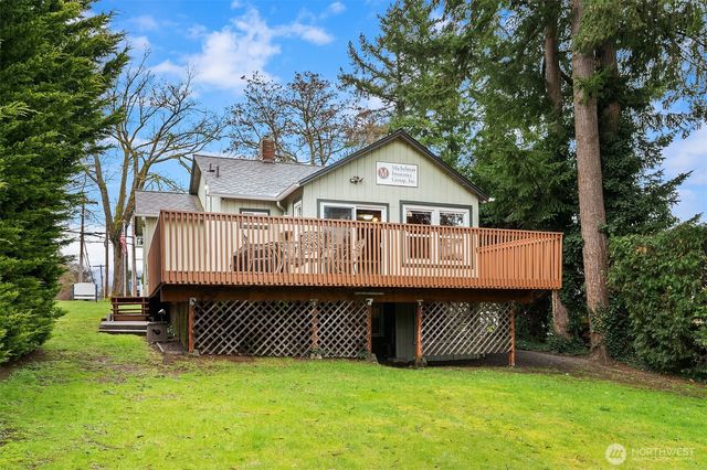 18023 62nd Avenue NE, Kenmore, WA 98028