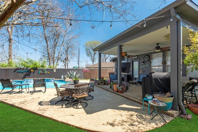 16806 Needle Ridge Court, Sugar Land, TX 77498