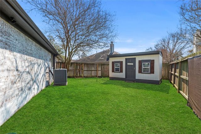 16806 Needle Ridge Court, Sugar Land, TX 77498