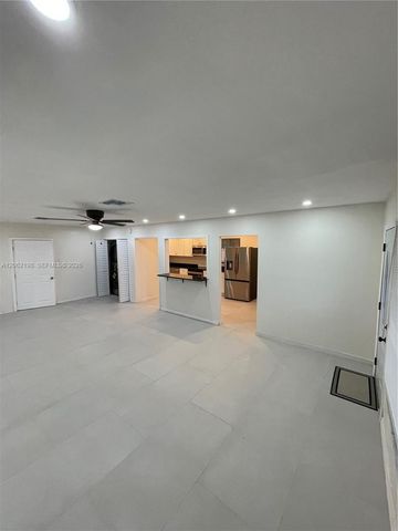 2514 NW 4th Street, Pompano Beach, FL 33069