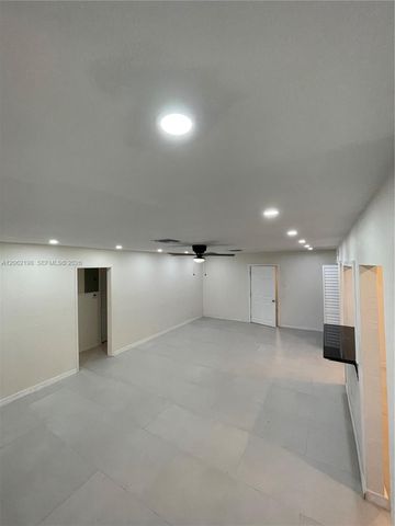 2514 NW 4th Street, Pompano Beach, FL 33069