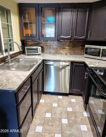 461 W HOLMES Avenue 166, Mesa, AZ 85210