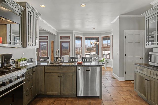 4517 Oak Hill Road, Williston, VT 05495