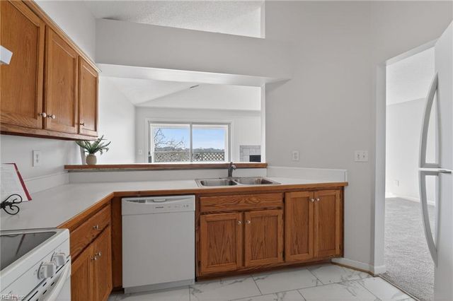 155 Atlantic AVE C2, Hampton, VA 23664