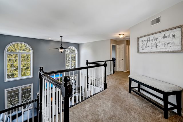 7676 Thistlewood Lane, Frankfort, IL 60423