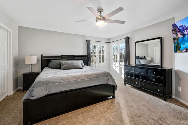 7676 Thistlewood Lane, Frankfort, IL 60423