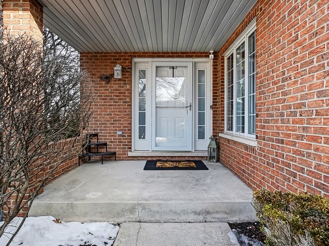 7676 Thistlewood Lane, Frankfort, IL 60423