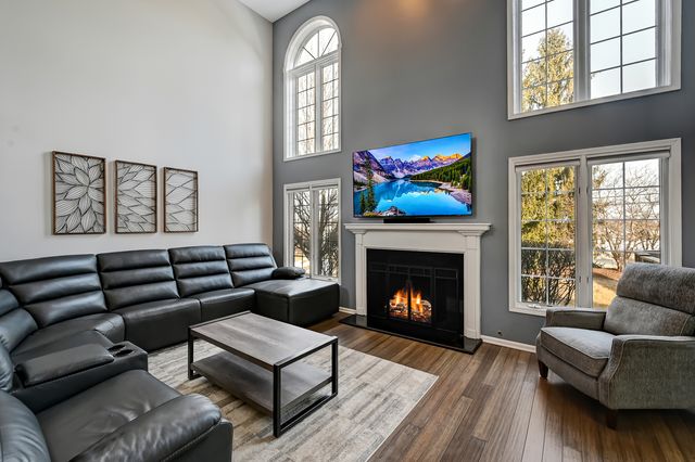 7676 Thistlewood Lane, Frankfort, IL 60423