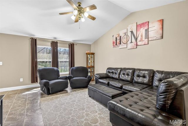 5518 Trail Of Tears, House Springs, MO 63051