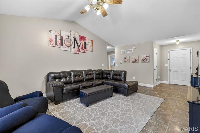 5518 Trail Of Tears, House Springs, MO 63051