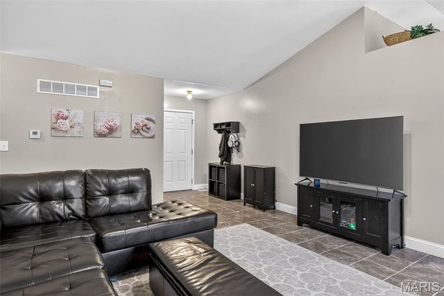 5518 Trail Of Tears, House Springs, MO 63051