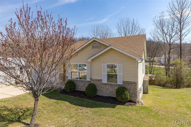 5518 Trail Of Tears, House Springs, MO 63051