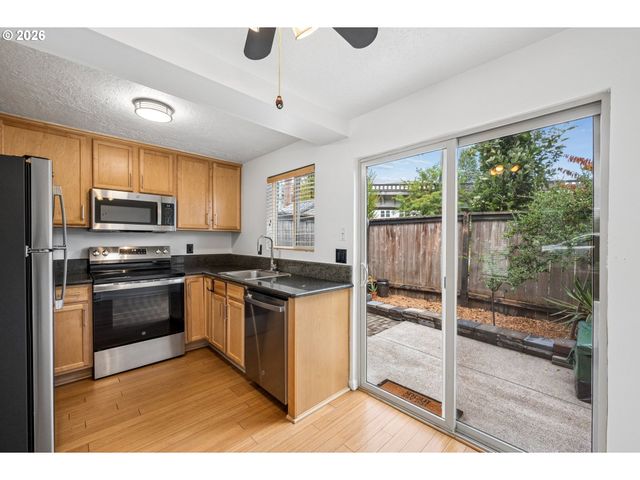 3624 Sw MULTNOMAH Blvd, Portland, OR 97219