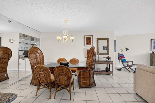 3912 S Ocean Boulevard 501, Highland Beach, FL 33487
