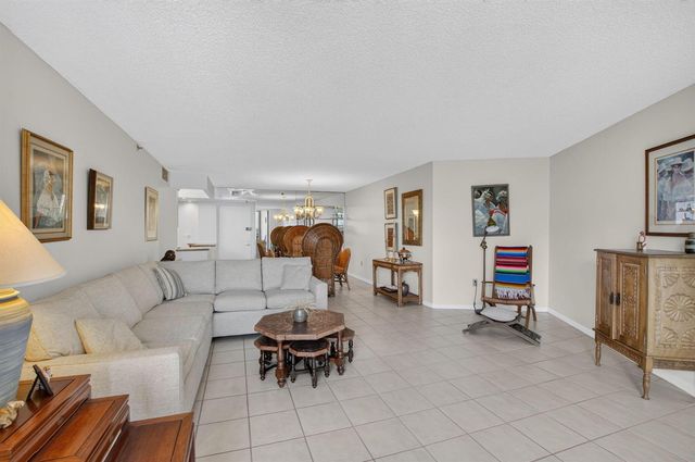 3912 S Ocean Boulevard 501, Highland Beach, FL 33487