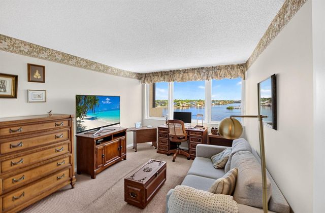 3912 S Ocean Boulevard 501, Highland Beach, FL 33487