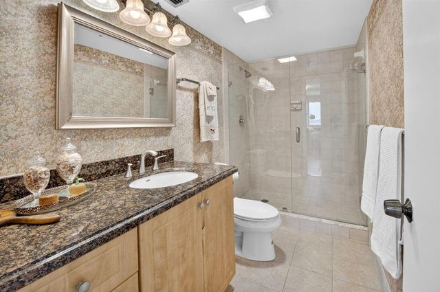 3912 S Ocean Boulevard 501, Highland Beach, FL 33487