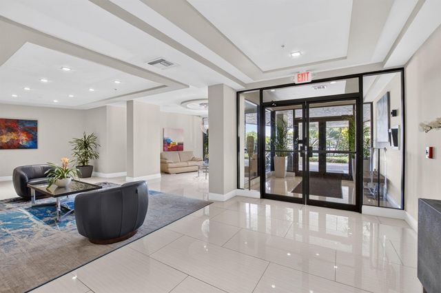 3912 S Ocean Boulevard 501, Highland Beach, FL 33487