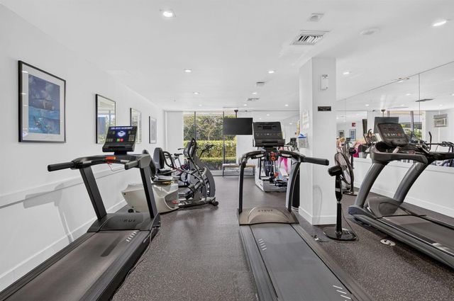 3912 S Ocean Boulevard 501, Highland Beach, FL 33487
