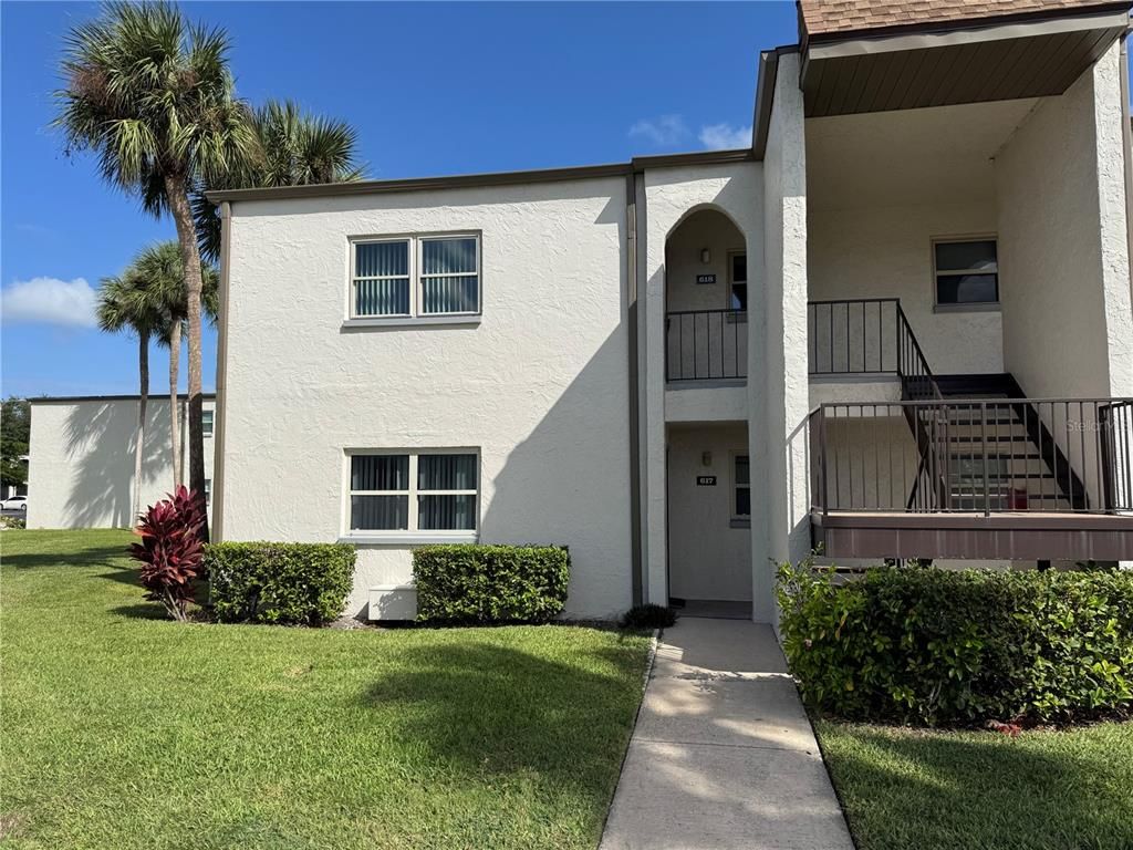 7701 STARKEY ROAD 618, Seminole, FL 33777