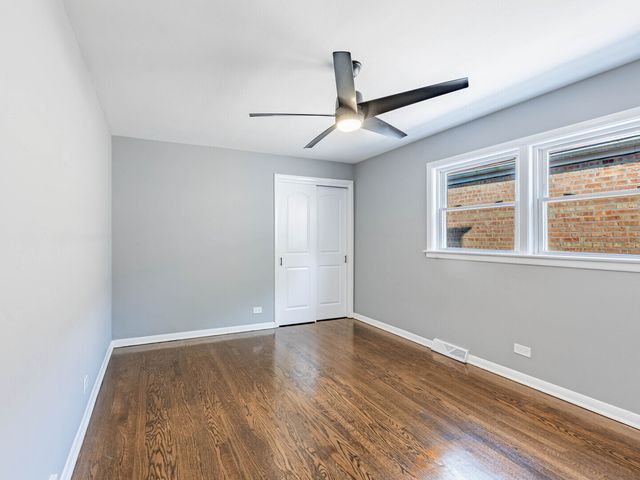 8139 S Exchange Avenue, Chicago, IL 60617