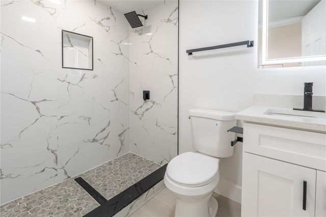 4112 W FAIRVIEW HEIGHTS, Tampa, FL 33616