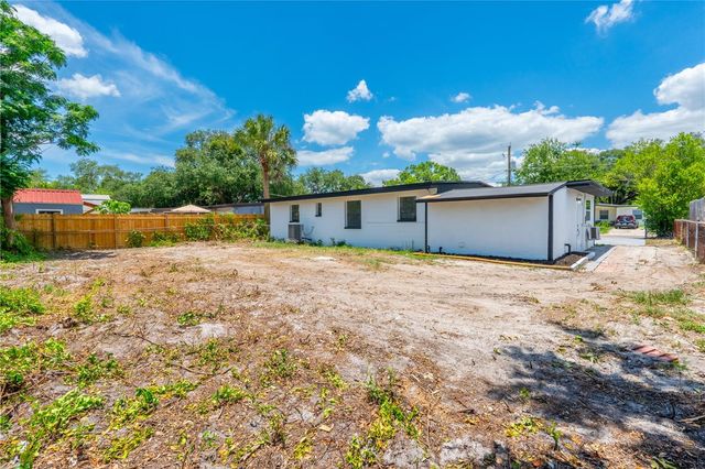 4112 W FAIRVIEW HEIGHTS, Tampa, FL 33616